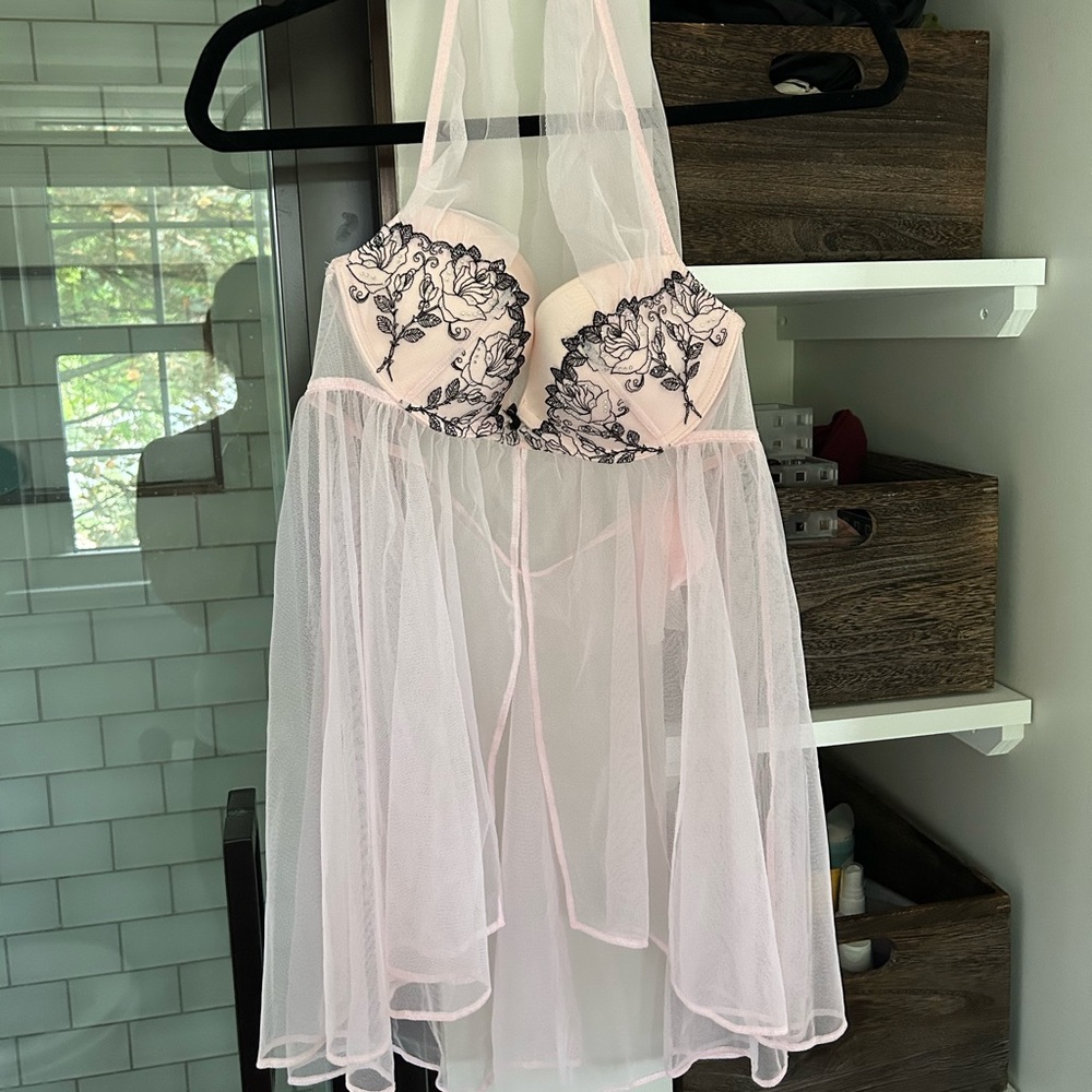 Victoria’s Secret Lingerie Babydoll 34C
